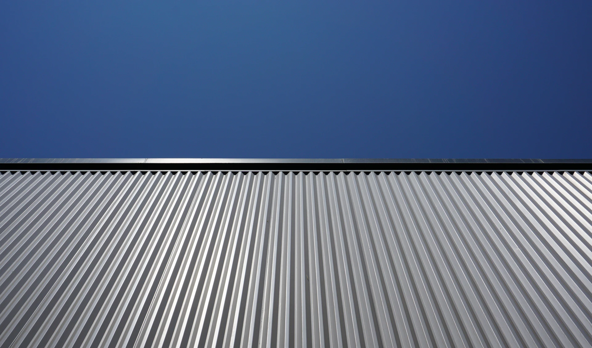 Cubierta metálica autoportante fabricada en sitio por PowerTech Group