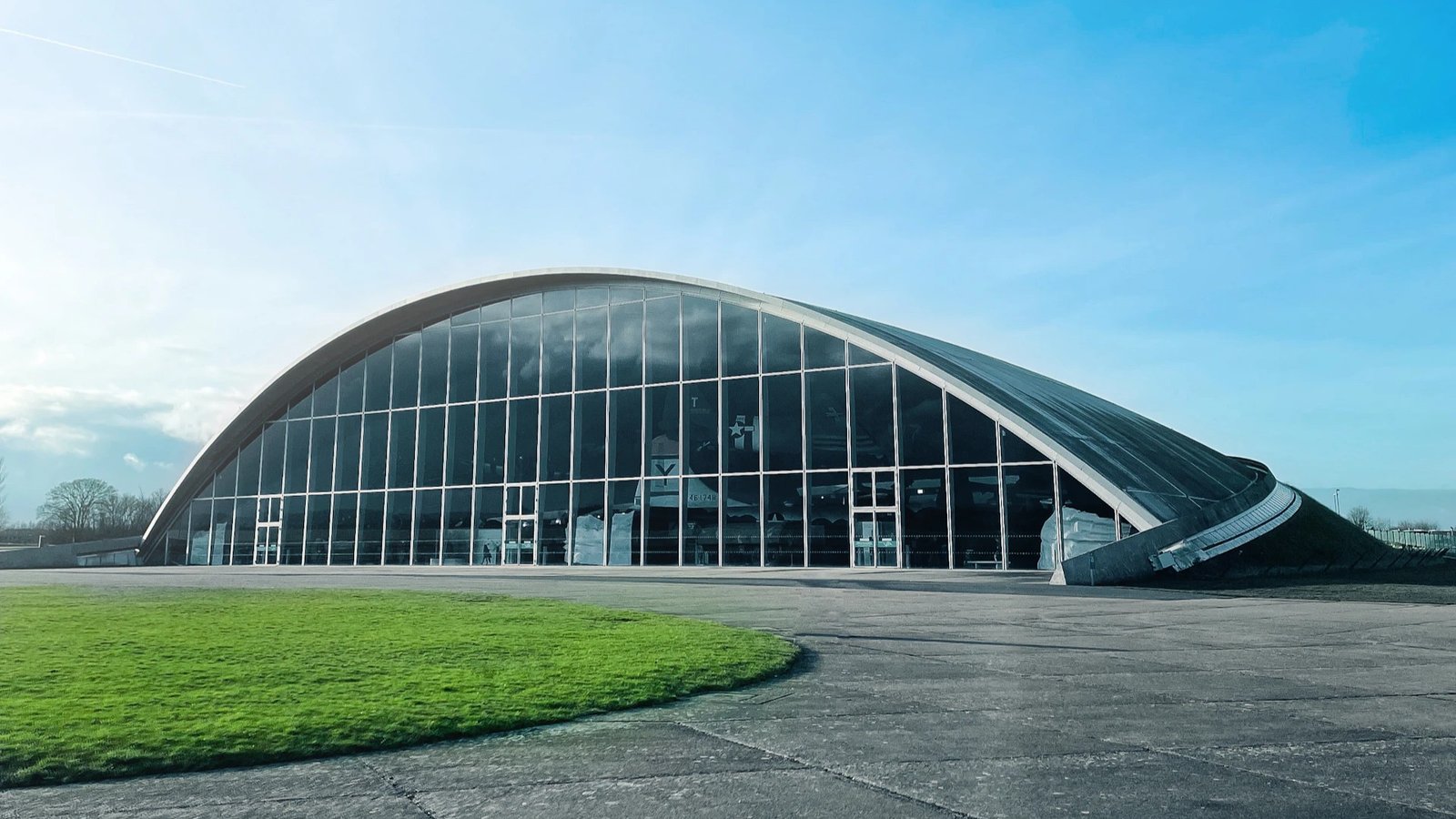 Cubierta autoportante tipo hangar en obra